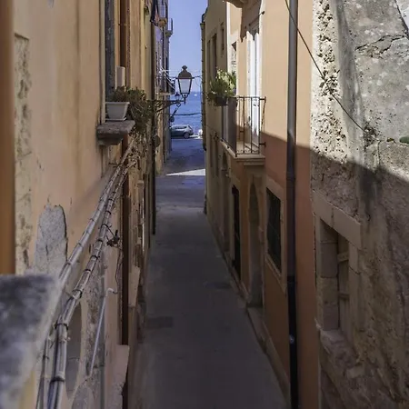 Mendozza Style Apt By Dimore In Sicily Syracuse